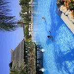 Aqi Pegasos World 4*