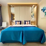 Aqi Pegasos World Hotel 4*