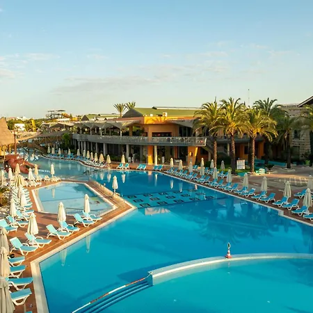 Aqi Pegasos World Otel Side