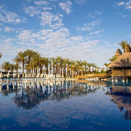 Otel Aqi Pegasos World 4*
