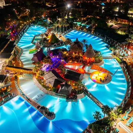 Aqi Pegasos World Otel