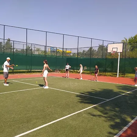 Aqi Pegasos World מלון סייד