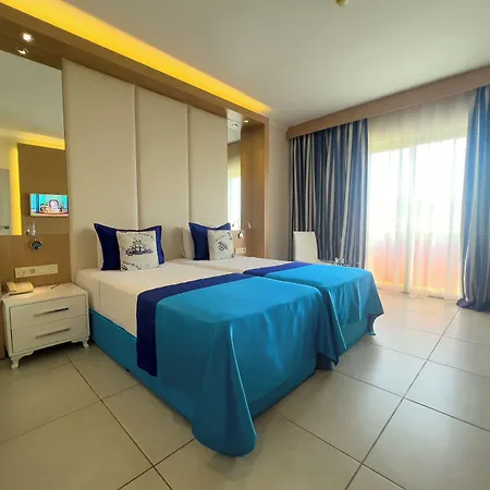 Hotel Aqi Pegasos World Side