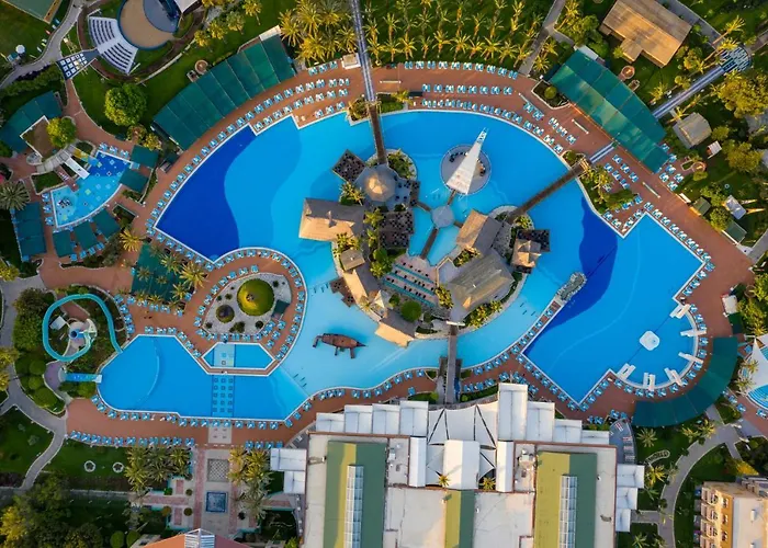 Hotel Aqi Pegasos World Side