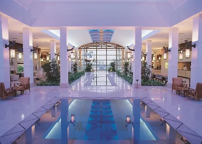 Hotel Aqi Pegasos World Side