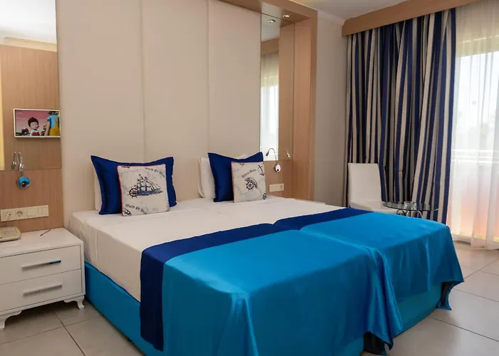 Aqi Pegasos World Side