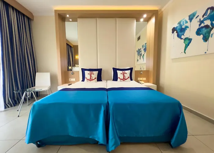 Aqi Pegasos World Hotel 4*