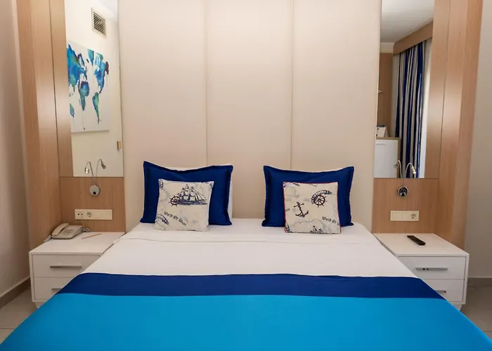 Aqi Pegasos World Side