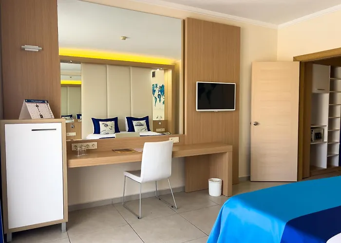 Hotel Aqi Pegasos World