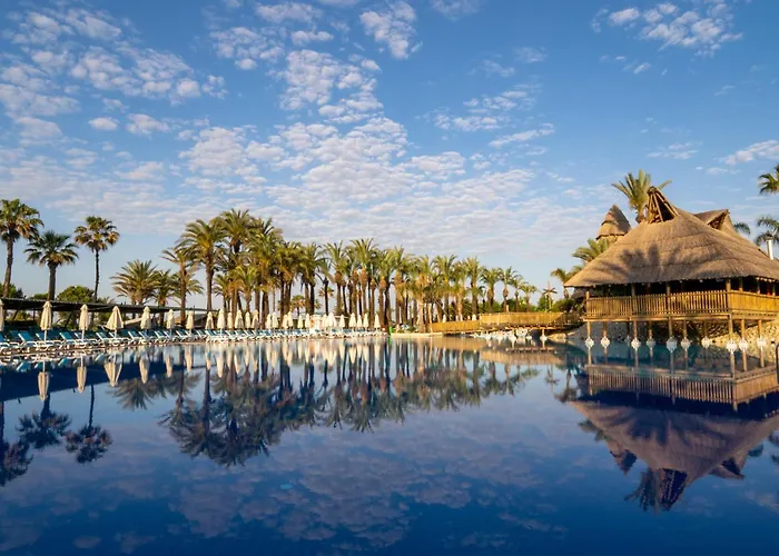 Hotel Aqi Pegasos World 4*