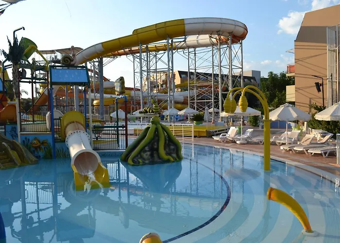 Aqi Pegasos World Hotel Side