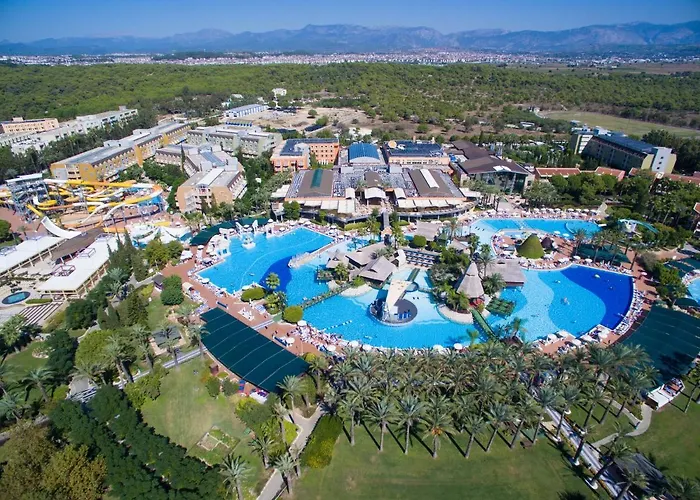 Aqi Pegasos World 4*