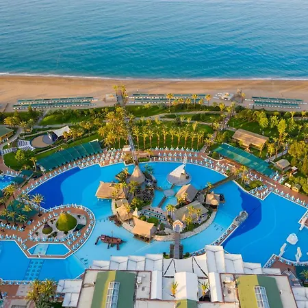 Aqi Pegasos World 4*