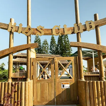 Hotel Aqi Pegasos World Side