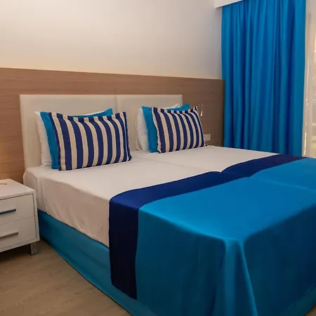 Aqi Pegasos World Side