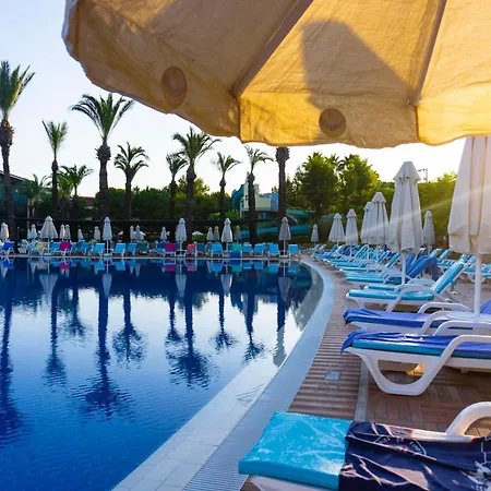 Aqi Pegasos World 4* Side